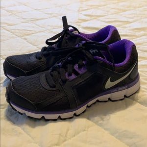 Nike Dual Fusion Shoes